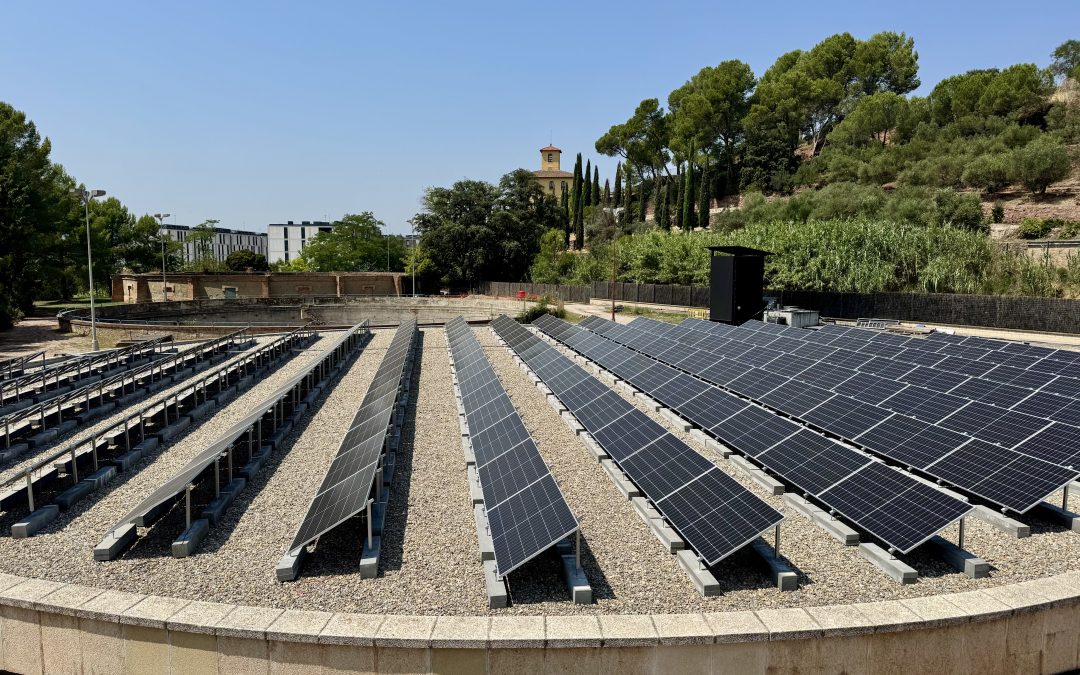  Aigües de Manresa inicia la instal·lació de plaques fotovoltaiques al dipòsit de la Culla per reduir el consum energètic 